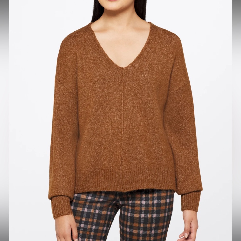 Vince Camuto V-neck sweater